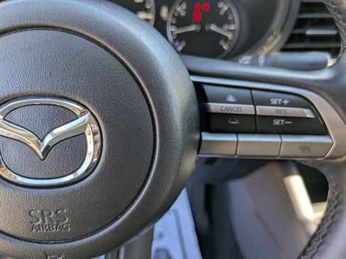 Used 2023 MAZDA MAZDA3 s FWD image 39