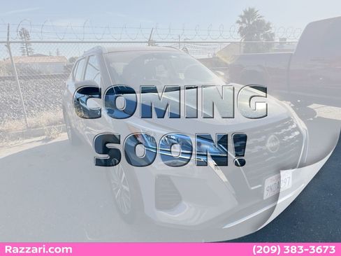 Used 2024 Nissan Kicks SV FWD image 1