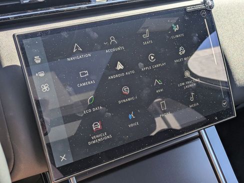 New 2026 Land Rover Range Rover Velar Dynamic SE image 18