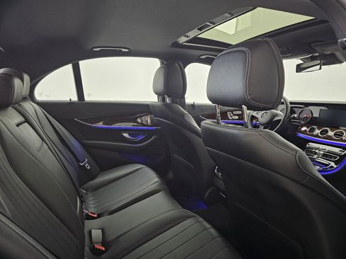 Used 2017 Mercedes-Benz E 300 4MATIC image 20