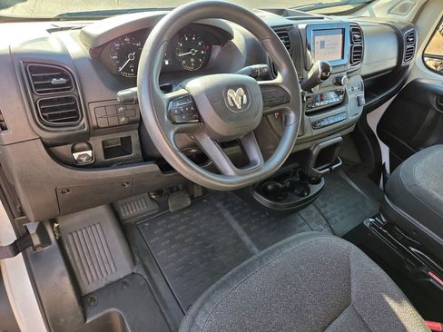 Used 2022 RAM ProMaster 2500 FWD image 14