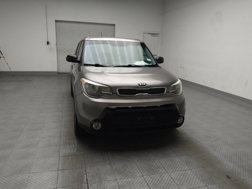 Used 2016 Kia Soul + FWD image 14