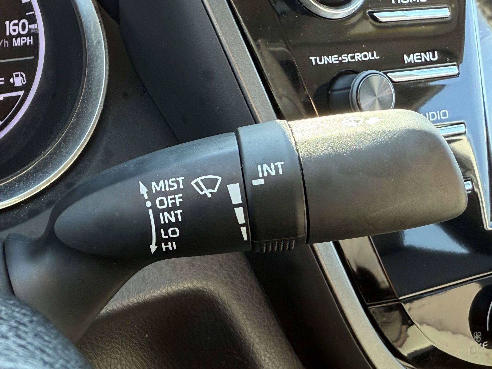Used 2020 Toyota Camry LE FWD image 27