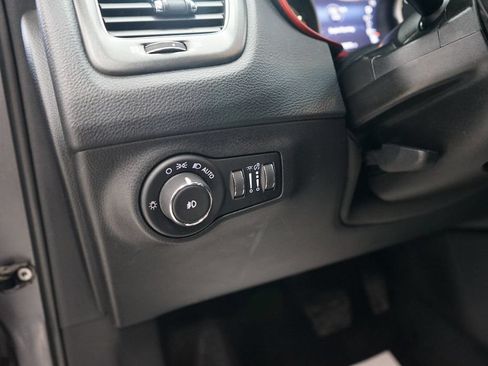 Used 2018 Jeep Compass Trailhawk w/ Leather Interior Group AWD/4WD image 28