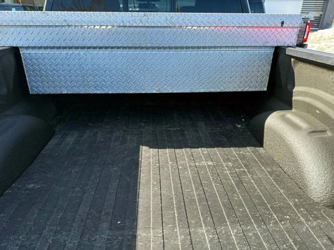 Used 2021 Ford F150 XLT w/ Equipment Group 302A High image 9