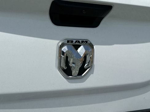 Used 2024 RAM 3500 Big Horn AWD/4WD image 13