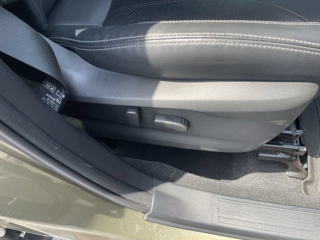 Certified 2022 Subaru Forester Touring AWD/4WD image 35