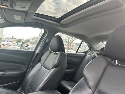 Used 2018 Acura TLX w/ Technology Package image 9