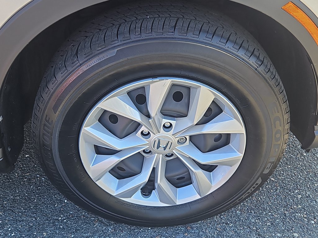 Used 2025 Honda CR-V LX image 8