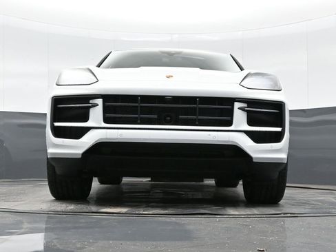 New 2026 Porsche Cayenne S image 41