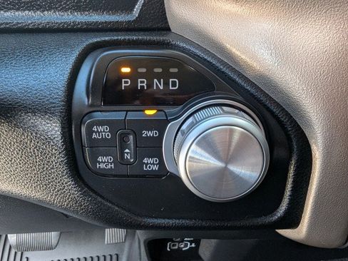 Used 2019 RAM 1500 Laramie AWD/4WD image 19