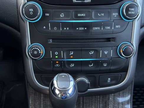 Used 2014 Chevrolet Malibu LT w/ Power Convenience Package FWD image 19