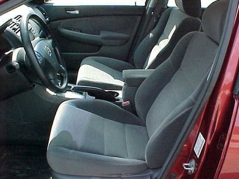 Used 2006 Honda Accord EX image 16