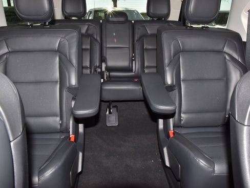 New 2025 Lincoln Navigator L Reserve image 28