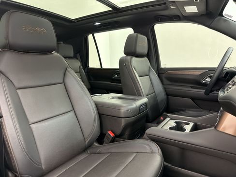 Used 2024 Chevrolet Tahoe High Country RWD image 30