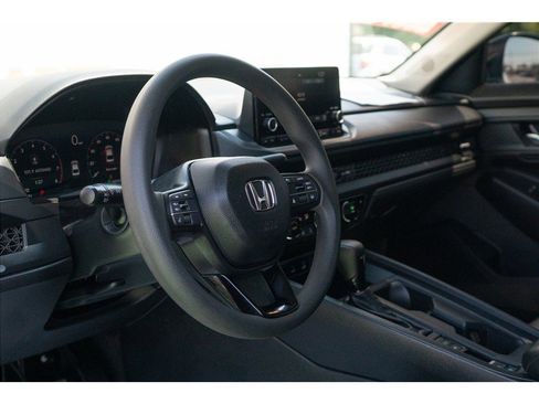 Used 2025 Honda Accord SE image 26