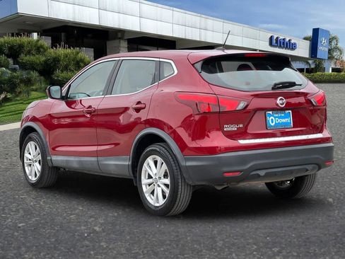 Used 2019 Nissan Rogue Sport S w/ Appearance Package FWD image 7