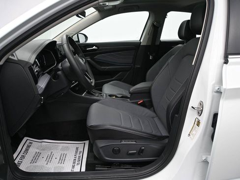 Certified 2026 Volkswagen Jetta SEL FWD image 7