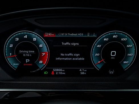 Used 2023 Audi S8 AWD/4WD image 41