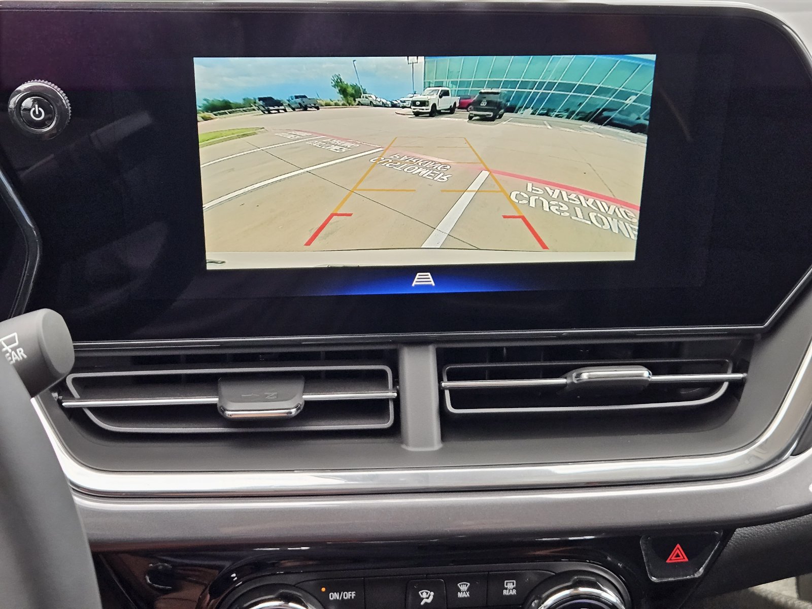 New 2026 Chevrolet Trax ACTIV w/ Driver Confidence Package FWD image 20