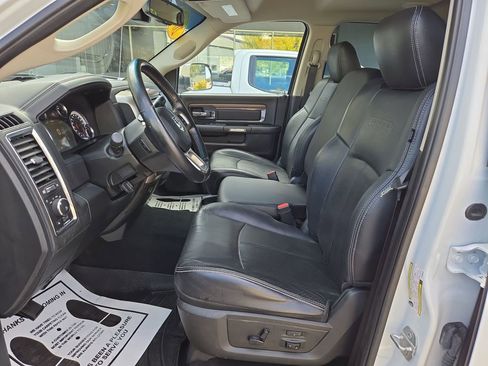 Used 2018 RAM 2500 Laramie w/ Cold Weather Group image 14