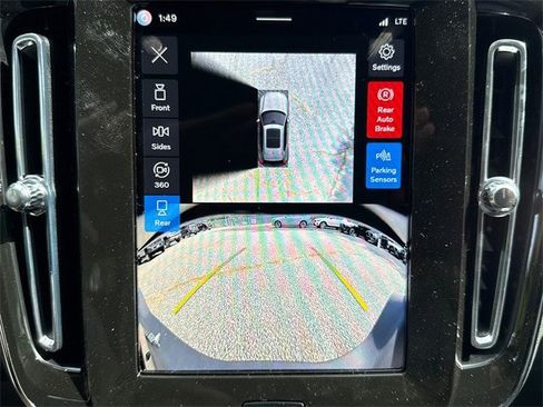 New 2026 Volvo XC40 B5 Ultra w/ Protection Package Premier image 16