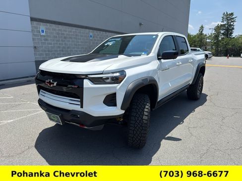 Certified 2024 Chevrolet Colorado ZR2 w/ ZR2 Convenience Package III AWD/4WD image 3