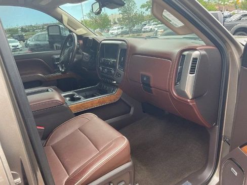 Used 2015 Chevrolet Silverado 2500 High Country w/ Duramax Plus Package AWD/4WD image 11