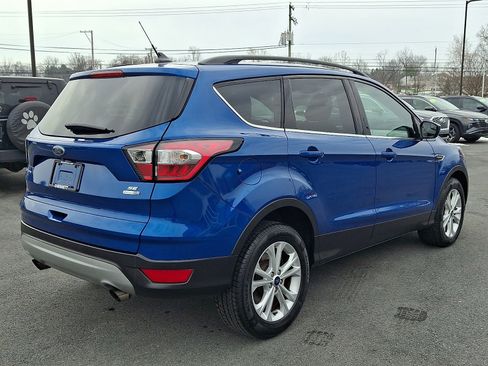 Used 2018 Ford Escape SE w/ SE Sync 3 Package image 6