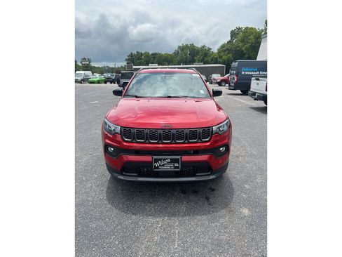 New 2026 Jeep Compass Latitude AWD/4WD image 5