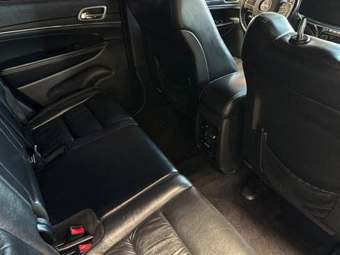 Used 2016 Jeep Grand Cherokee Limited RWD image 29