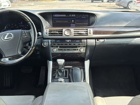Used 2013 Lexus LS 460 L w/ Preferred Accessory Package image 17