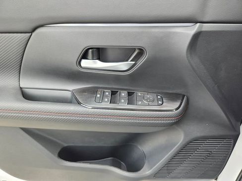 New 2026 Nissan Kicks SR w/ SR Premium Package FWD image 22