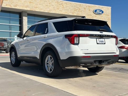 New 2026 Ford Explorer Active image 54