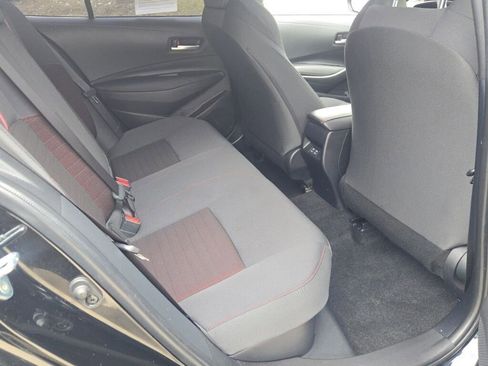 Used 2024 Toyota Corolla SE w/ SE Package image 10