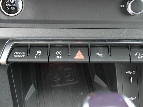 Used 2024 Audi Q3 2.0T Premium Plus AWD/4WD image 24