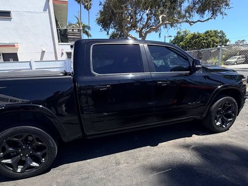 Used 2021 GMC Sierra 1500 Elevation w/ Preferred Package AWD/4WD image 3