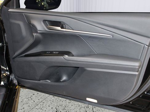 Used 2025 Toyota Camry XSE FWD image 39