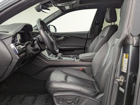 Used 2022 Audi Q8 Premium Plus w/ Premium Plus Package image 14