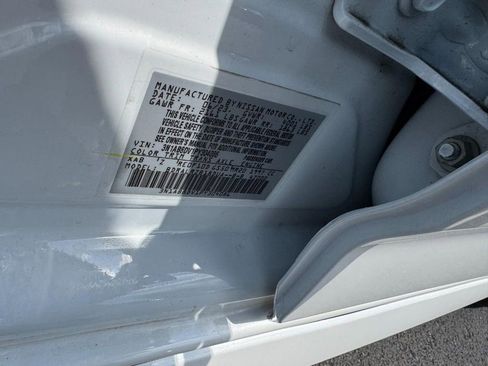 Used 2023 Nissan Sentra SR FWD image 23