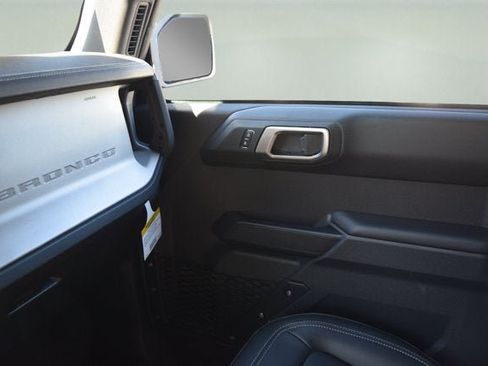 New 2026 Ford Bronco Outer Banks AWD/4WD image 12