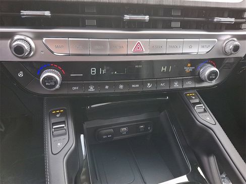 New 2025 Kia Telluride EX image 9