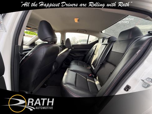 Used 2024 Nissan Altima 2.5 SR image 18