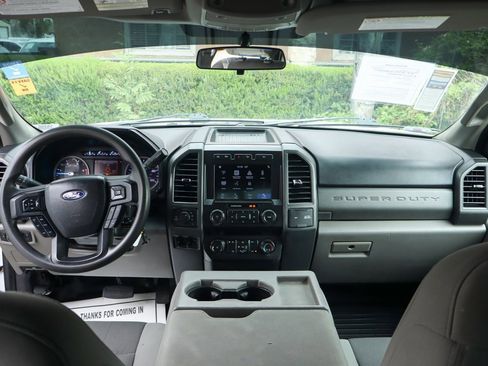 Used 2019 Ford F250 XL w/ STX Appearance Package image 26