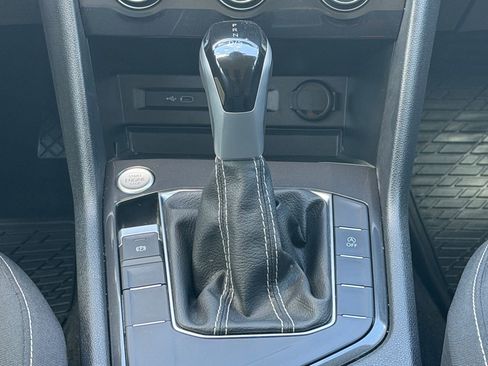 Certified 2024 Volkswagen Tiguan S FWD image 19