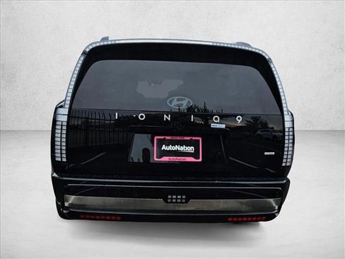 New 2026 Hyundai Ioniq 9 Calligraphy image 8