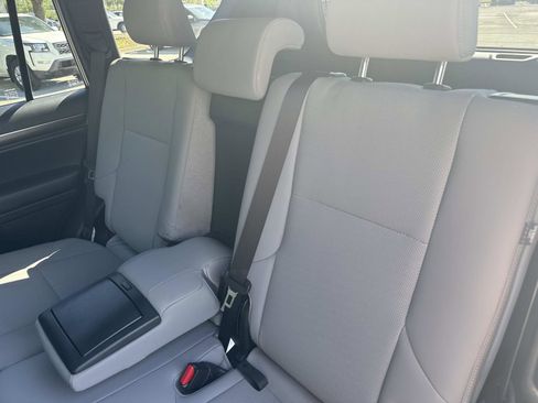 Certified 2023 Lexus GX 460 w/ Black Line Special Edition AWD/4WD image 14