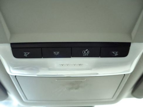 Used 2022 Nissan Altima 2.5 SR FWD image 43