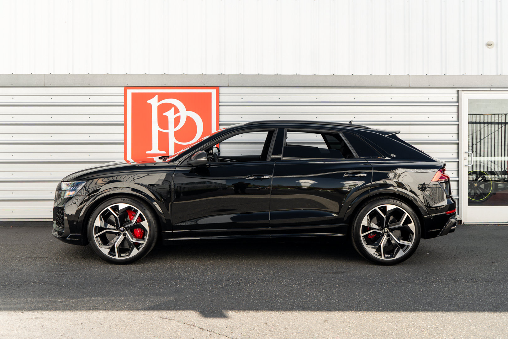 Used 2023 Audi RS Q8 AWD/4WD image 38