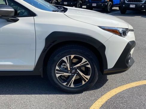 Used 2024 Subaru Crosstrek 2.0i Premium AWD/4WD image 10